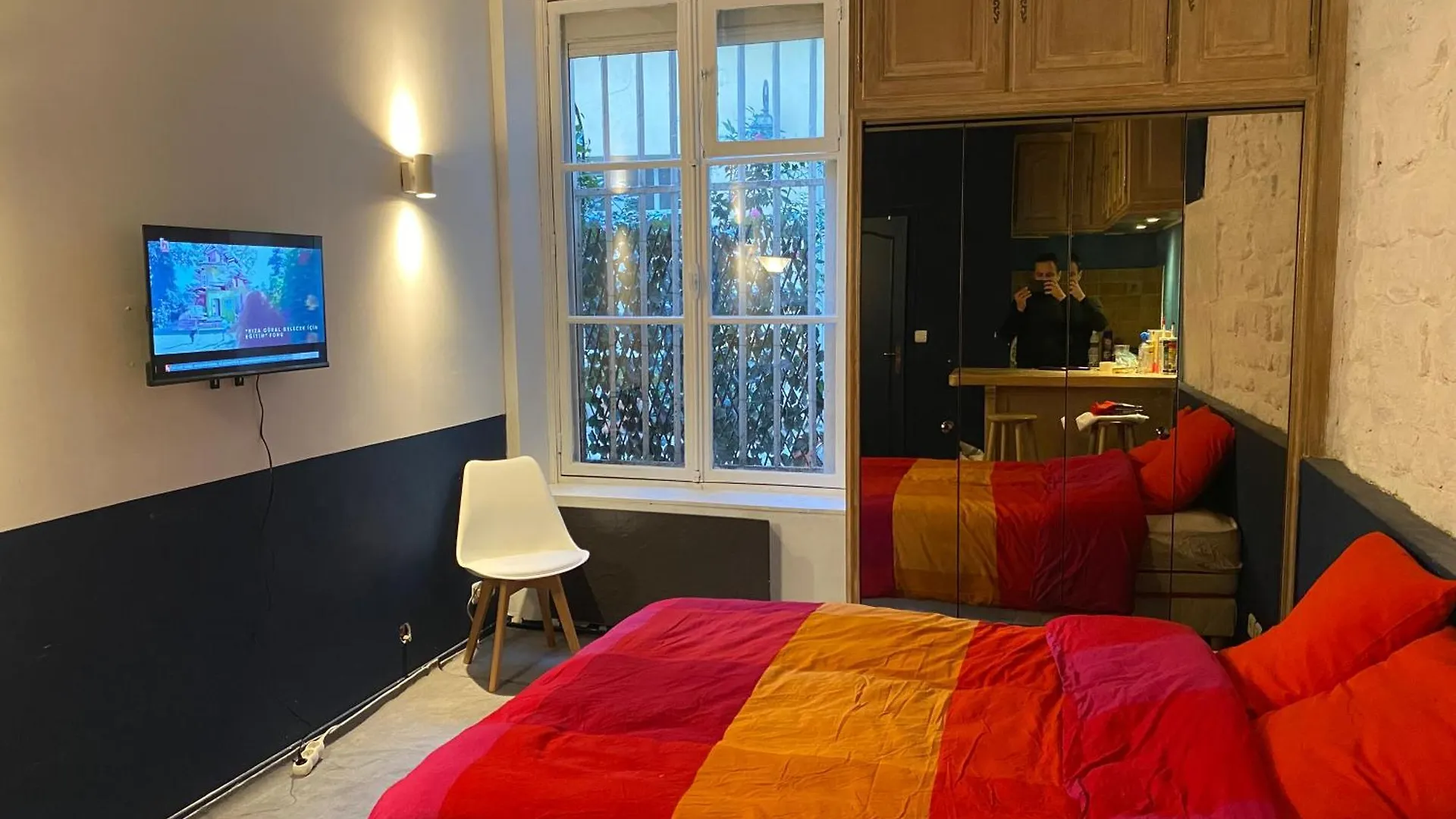 Apartment 6em *